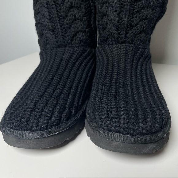 UGG Classic Cardi Cableknit Boots Black Zip Tall Size 7US Womens - Picture 2 of 15